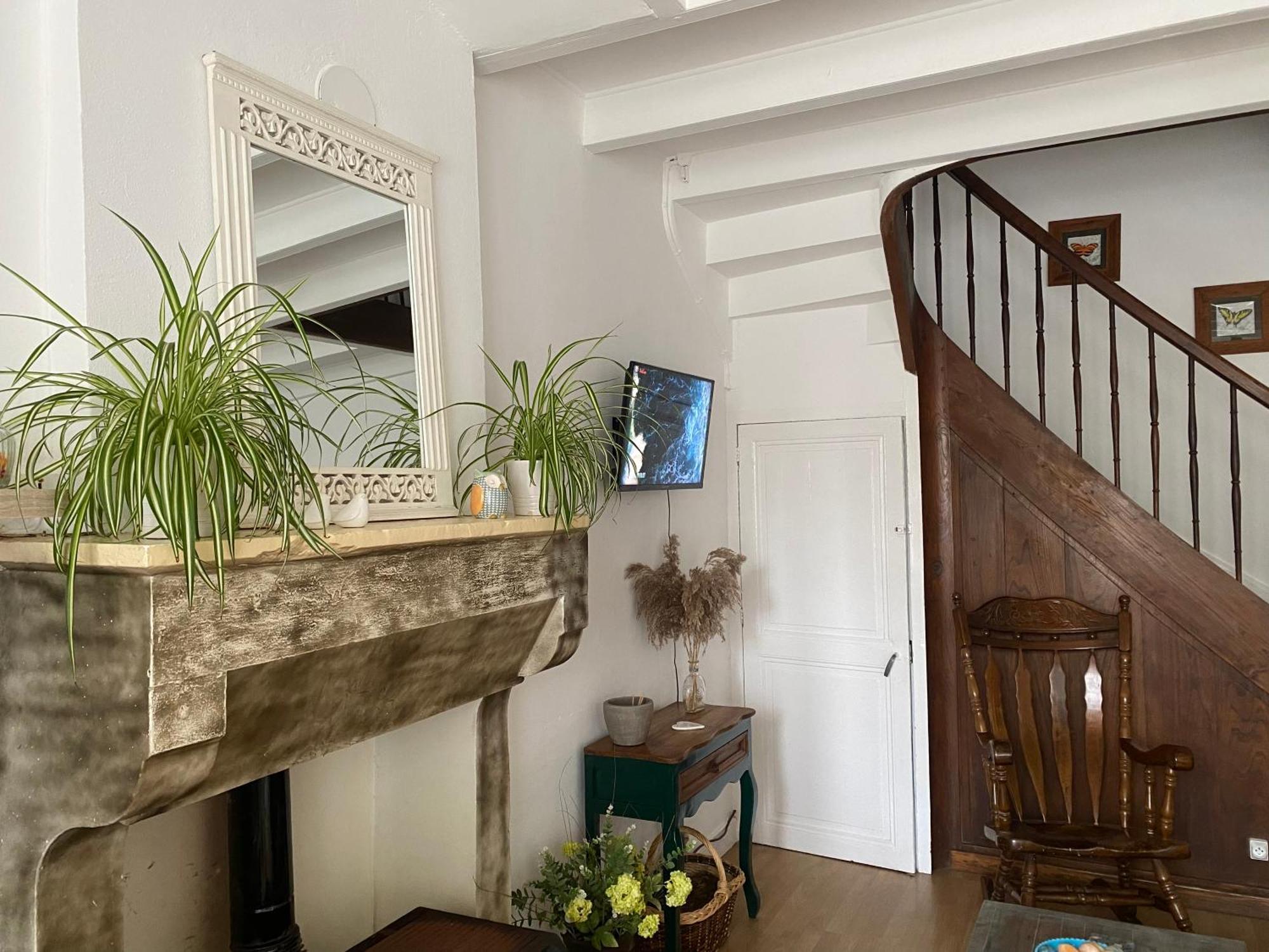 فيلا Le Petit Maison Montembœuf المظهر الخارجي الصورة